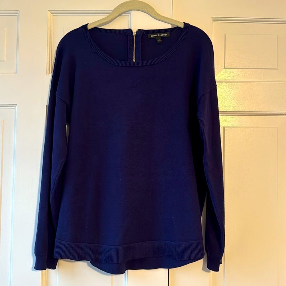 Cable & Gauge Purple Drop Shoulder Sweater Size large